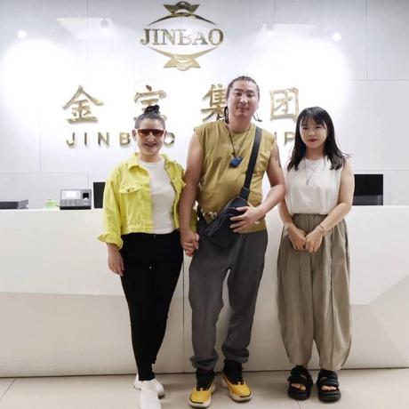 Mongolian Customers Visited Jinbao (10)_707_707.jpg